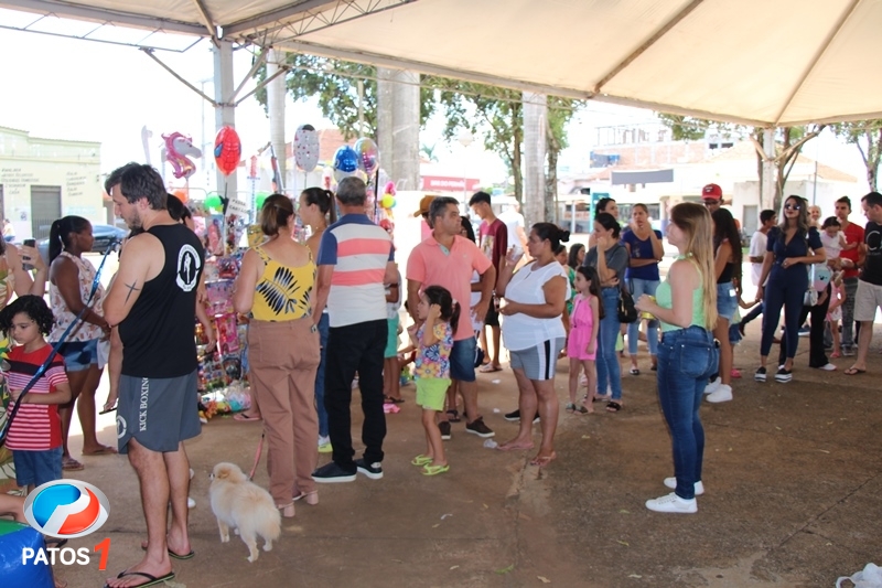 Prefeitura de Lagoa Formosa realiza Domingo na Praça para comemorar o Dia das Crianças 