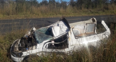 Motorista de carro funerário fica ferido em acidente na MGC 354 em Presidente Olegário Motorista de carro funerário fica ferido em acidente na MGC 354 em Presidente Olegário