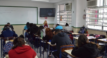 Estudantes têm até 6 de janeiro para fazer a pré-matrícula no ensino médio de tempo integral