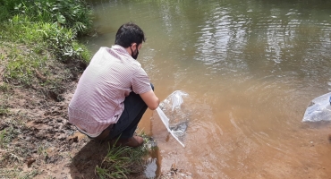 SOS Rio Areado, Cofevasf e parceiros fazem peixamento nas Microbacias do Córrego do Arroz e do Bauzinho