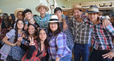 Escola Estadual Coronel Cristiano celebra em grande estilo aniversário de 88 anos 