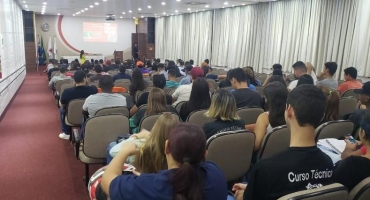 Cursos de Administração e de Gestão Comercial realizam Simpósio de Educação Tecnológica e Empreendedora