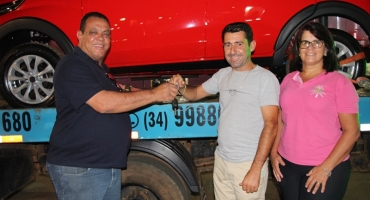 Rotary Club de Lagoa Formosa realiza sorteio de veículo zero km da promoção 