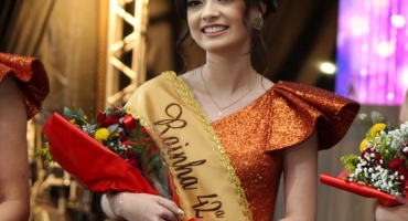 Camilly Fontebassi é eleita rainha da 42ª Festa da Produção de Presidente Olegário