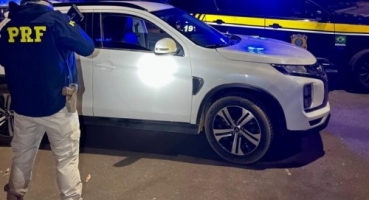 PRF de Patos de Minas recupera veículo furtado em São Paulo no valor de R$ 160 mil