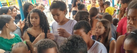 Projeto Criança Sorrindo leva alegria e diversão para a garotada; no bairro Babilônia em Lagoa Formosa 