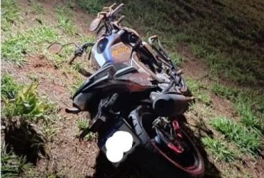 Motociclista é encontrado inconsciente ao lado de veículo no bairro Residencial Barreiro; em Patos de Minas 