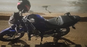 Patos de Minas - Jovem é encontrado ferido após acidente com motocicleta na Avenida JK Patos de Minas - Jovem é encontrado ferido após acidente com motocicleta na Avenida JK