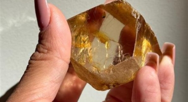 Coromandel - Diamante bruto avaliado em R$ 16 milhões é encontrado em garimpo do município Coromandel - Diamante bruto avaliado em R$ 16 milhões é encontrado em garimpo do município
