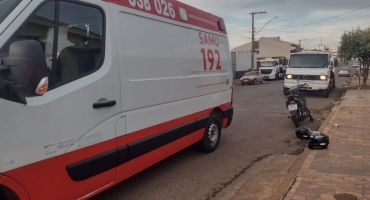 Carmo do Paranaíba - Acidente envolvendo Honda Biz e automóvel deixa uma pessoa ferida Carmo do Paranaíba - Acidente envolvendo Honda Biz e automóvel deixa uma pessoa ferida