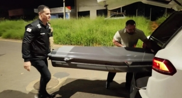 Patos de Minas - Mulher de 20 anos envolvida em homicídio ocorrido em maio de 2025é presa pela Polícia Militar Patos de Minas - Mulher de 20 anos envolvida em homicídio ocorrido em maio de 2025é presa pela Polícia Militar