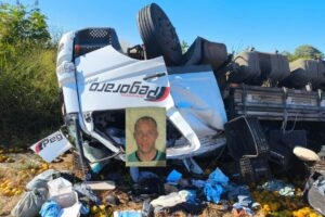 Motorista morre em grave acidente na BR-146 em Serra do Salitre Motorista morre em grave acidente na BR-146 em Serra do Salitre