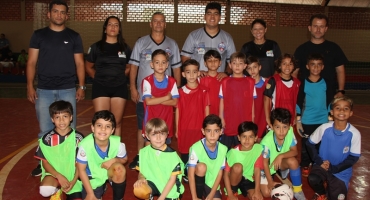 Escolinha de Futebol da Prefeitura de Lagoa Formosa realiza finais do Campeonato de Futsal Infantil 