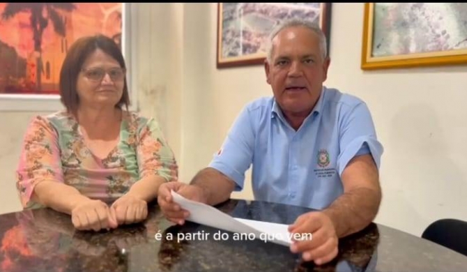 Prefeito de Lagoa Formosa e Secretária de Educação comunicam distribuição gratuita de materiais escolares para toda rede municipal em 2026