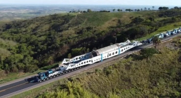 Carreta gigante com 123 metros e 600 toneladas está em manutenção e deve entrar na BR-354 em direção a Patos de Minas  na sexta (28)