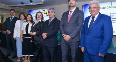 Coordenador de Ciências Contábeis toma posse no conselho efetivo do CRCMG