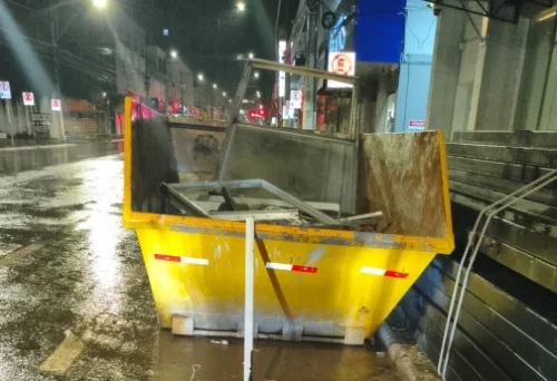 Patos de Minas - Dupla é presa em flagrante após tentar furtar agência do Banco do Brasil