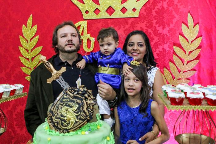Casal Nelson Cotegipe e Dylza Flávia Monteiro comemora o aniversário do primeiro ano de vida de seu filho Arthur de Cotogipe