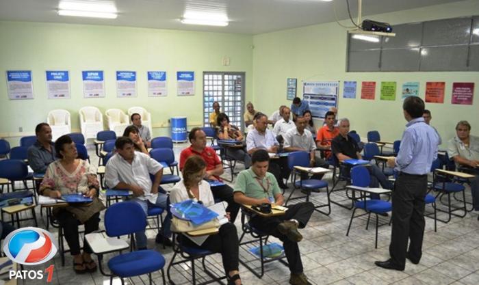 Vereadores de Patos de Minas visitam a ETA e a ETE da COPASA