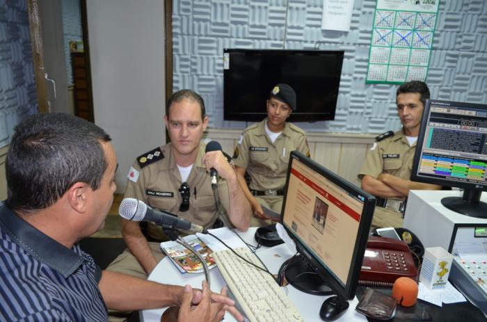 Polícia Militar divulga em Lagoa Formosa festa junina do batalhão que será realizada em Patos de Minas