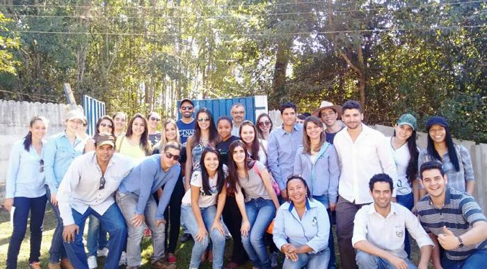 Alunos de Engenharia Ambiental e Sanitária do UNIPAM visitam SAAE em Lagoa Formosa