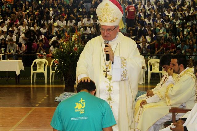 Jornada Diocesana da Juventude reúne multidão de pessoas em Presidente Olegário