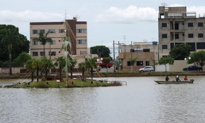  Lagoa Formosa espera por milhares de pessoas para acompanhar a queima de fogos na virada de ano