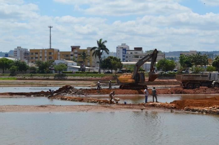 Administração Pública pretende desassorear apenas 30% da Lagoa Grande em Patos de Minas Codema pede ação civil para limpeza completa