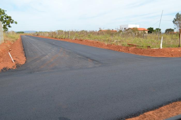 Prefeitura de Lagoa Formosa realiza pavimentação de Ruas do Bairro Planalto II