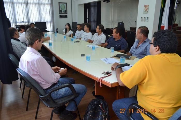 Representantes se reúnem na Câmara Municipal para debater sobre infestação de pernilongos em Patos de Minas