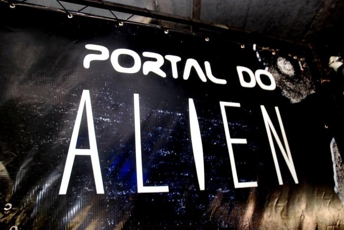 Conheça no pátio Central Shopping o portal do Alien, um labirinto de terror