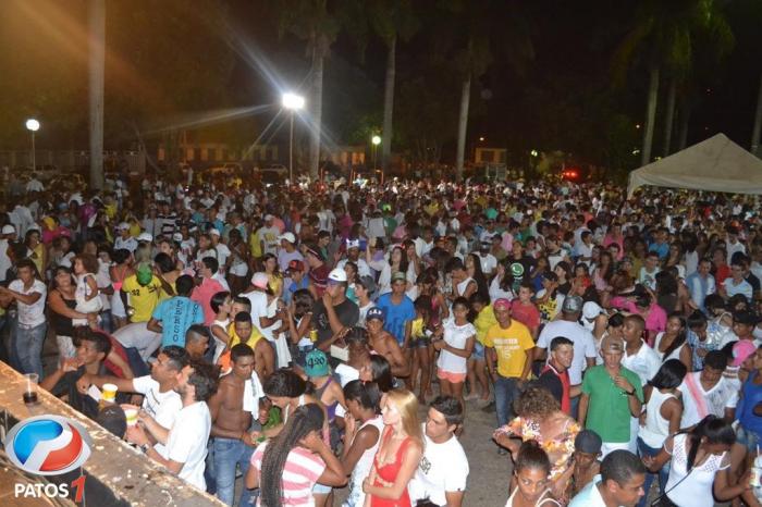 Milhares de pessoas são esperadas em Lagoa Formosa para comemorar o Reveillon e a chegada de 2016