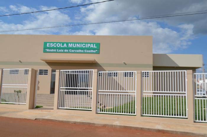 Prefeitura de Lagoa Formosa inaugura nesta sexta (04/11) escola municipal André Luiz de Carvalho Coelho