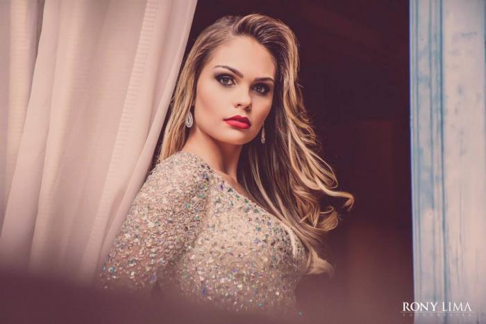 Candidata da cidade de Lagoa Formosa é finalista do concurso Miss Minas Gerais de 2015