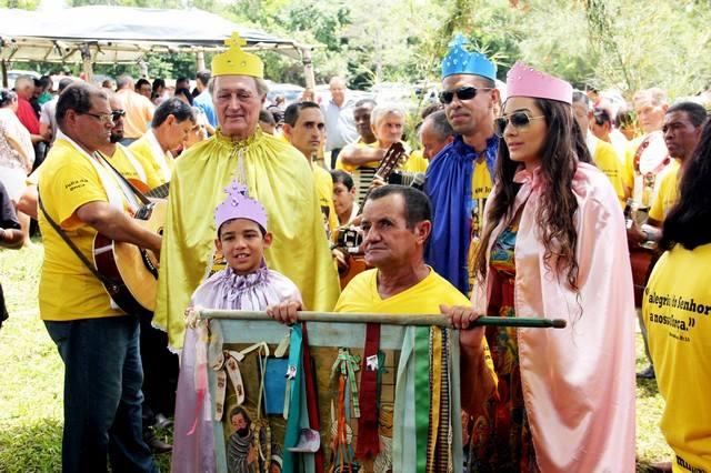 Festa de Santos Reis reúne milhares de pessoas nesta terça-feira (05) no município de Presidente Olegário