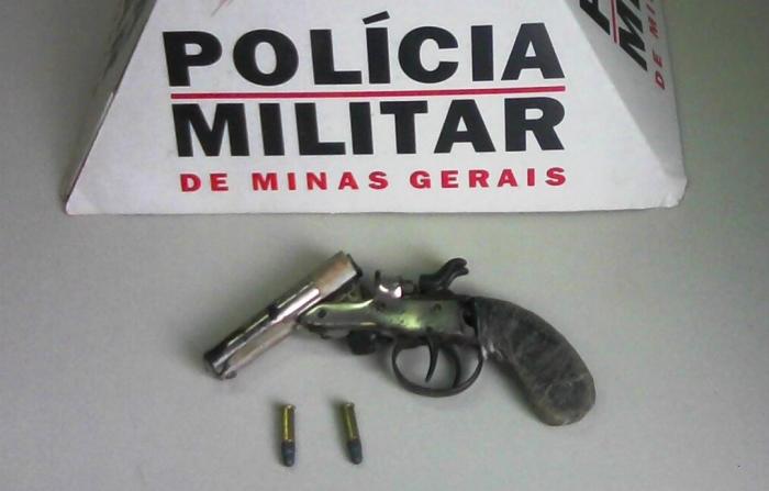 Polícia Militar de Guimarânia apreende menor com arma de fogo tipo garrucha