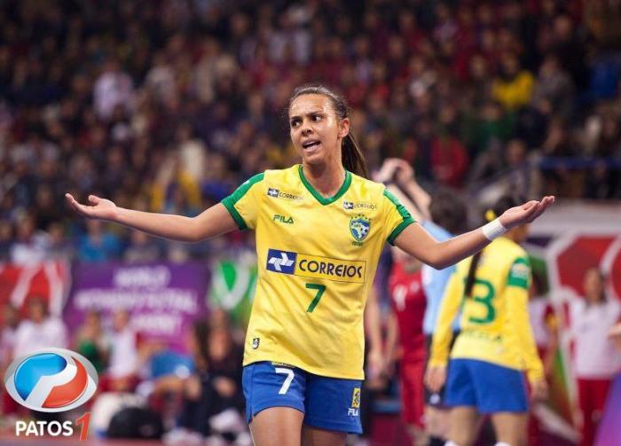 Jogadora Patense é eleita pela terceira vez a melhor jogadora de futsal do mundo