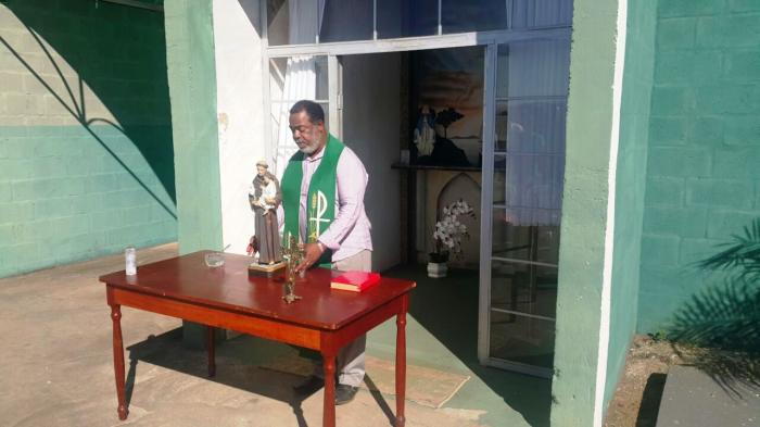 Esporte Clube Mamoré de Patos de Minas completa 66 anos e recebe benção e homenagem