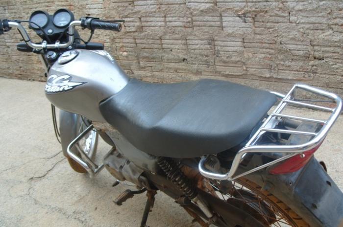 Adolescente de 14 anos furta motocicleta em Carmo do Paranaíba e abandona veículo para correr da polícia