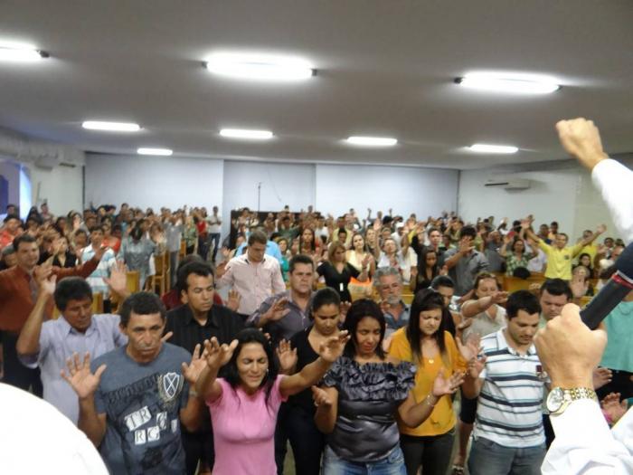 Igreja Casa de Oração de Patos de Minas realiza evento para comemorar seu 6º aniversário