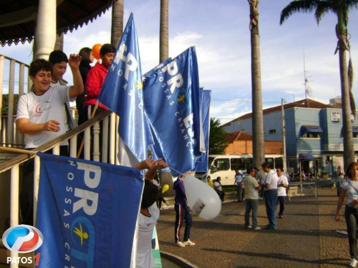 Dia Nacional de Luta Contra o Abuso e a Exploração Sexual de Crianças é realizado em Patos de Minas