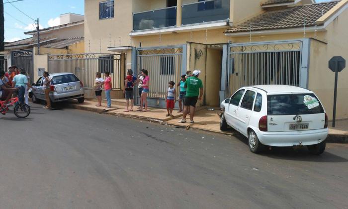 Condutora avança parada obrigatória e atinge veículo em cruzamento no Bairro Bela Vista na cidade de Lagoa Formosa