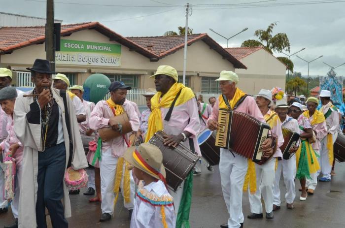 Encerramento da Festa de Nossa Senhora do Rosário em Lagoa Formosa reúne devotos de vários municípios