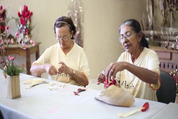 Marias artesãs de Patos de Minas fazem exposição de seus trabalhos de 07 a 16 de Dezembro
