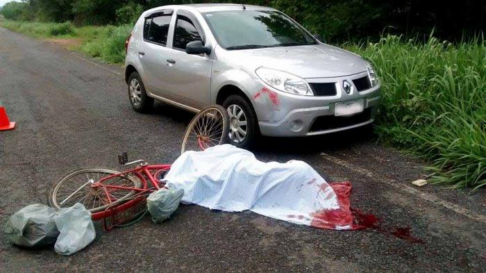 Condutor de automóvel atropela e mata ciclista de 64 anos na LMG-740 próximo à cidade de Lagoa Grande