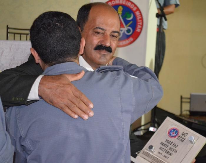 Prefeito de Lagoa Formosa é homenageado na festa de aniversário de 40 anos do Corpo de Bombeiros em Patos de Minas