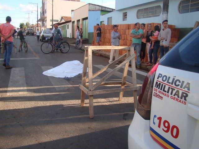 Aposentado de 84 anos morre ao ser atropelado por cavalo mecânico no Bairro planalto em Presidente Olegário