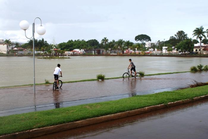 Chuvas em abundância começam a devolver cor natural ao principal cartão postal de Lagoa Formosa