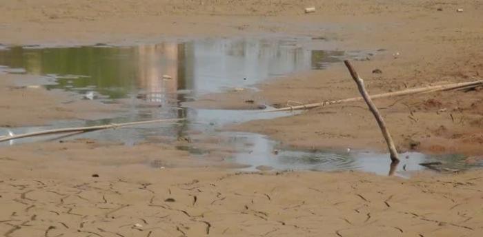 Obra de desassoreamento da Lagoa Grande em Patos de Minas causa impactos ambientais negativos