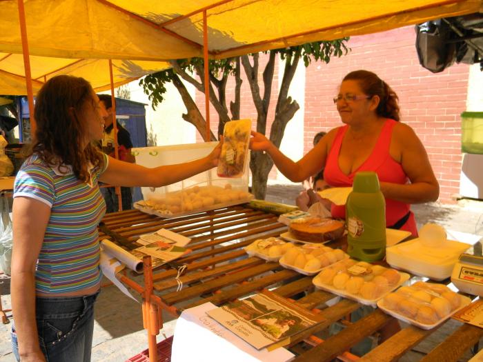 Emater-Mg incentiva feiras livres de agricultura familiar no estado por meio do ´´Minas sem Fome´´